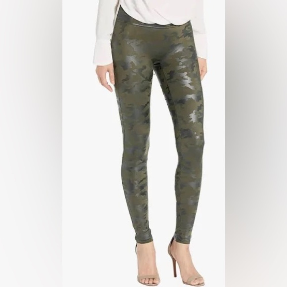 SPANX Camo Leggings LG